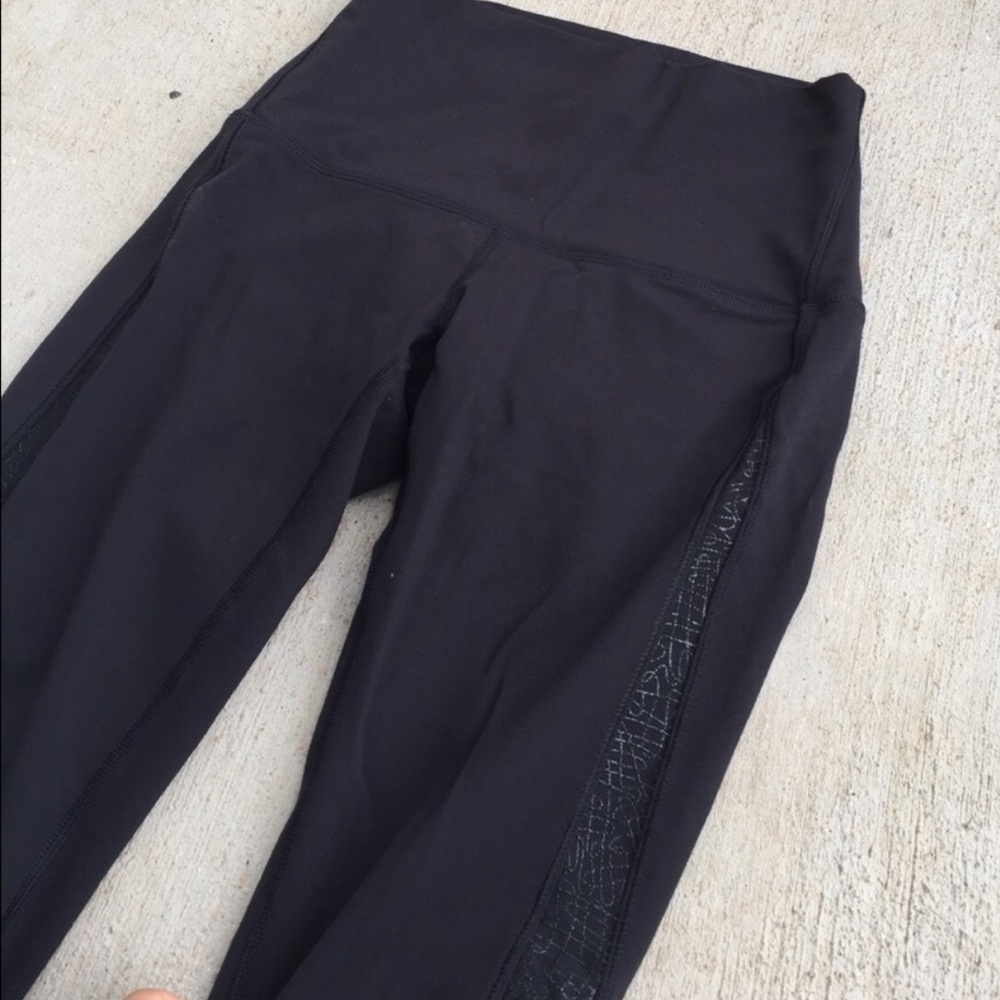 Lululemon leggings size 4